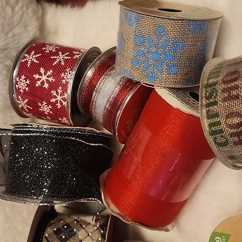Festive Ribbon Bundle - Picture 4 of 5